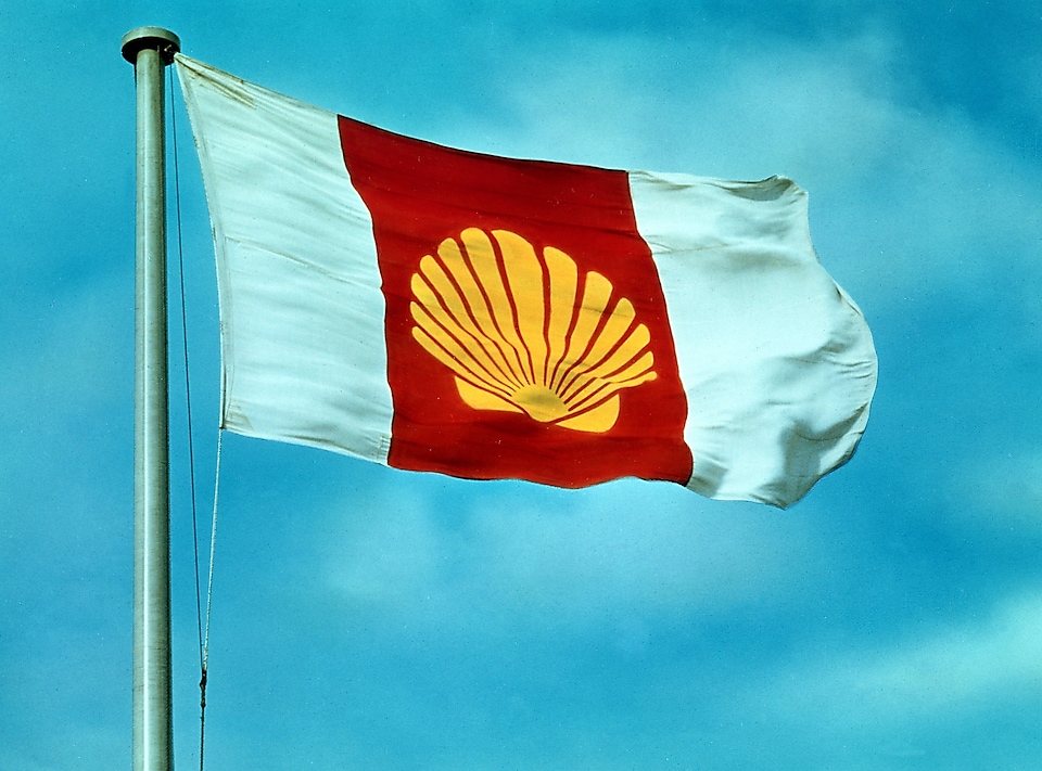 Flag bearing Shell branding